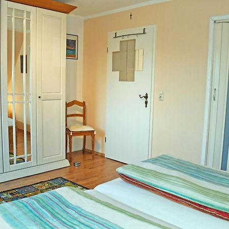 Ferienwohnung Karnitz Im Herzen Von Ruegen Exterior photo