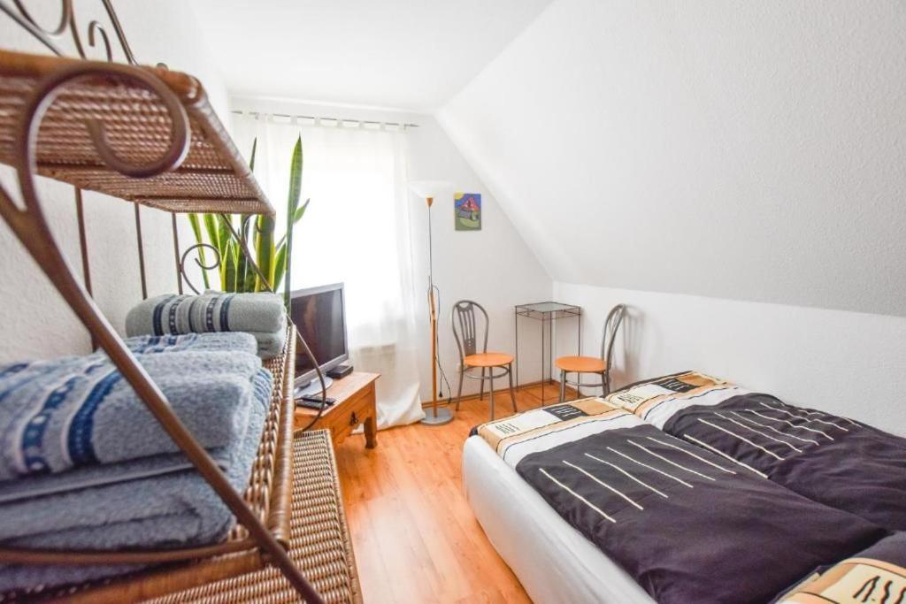Ferienwohnung Karnitz Im Herzen Von Ruegen Exterior photo